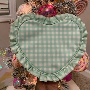 🍨Stoney Clover Lane Mint Chip heart pouch🍨